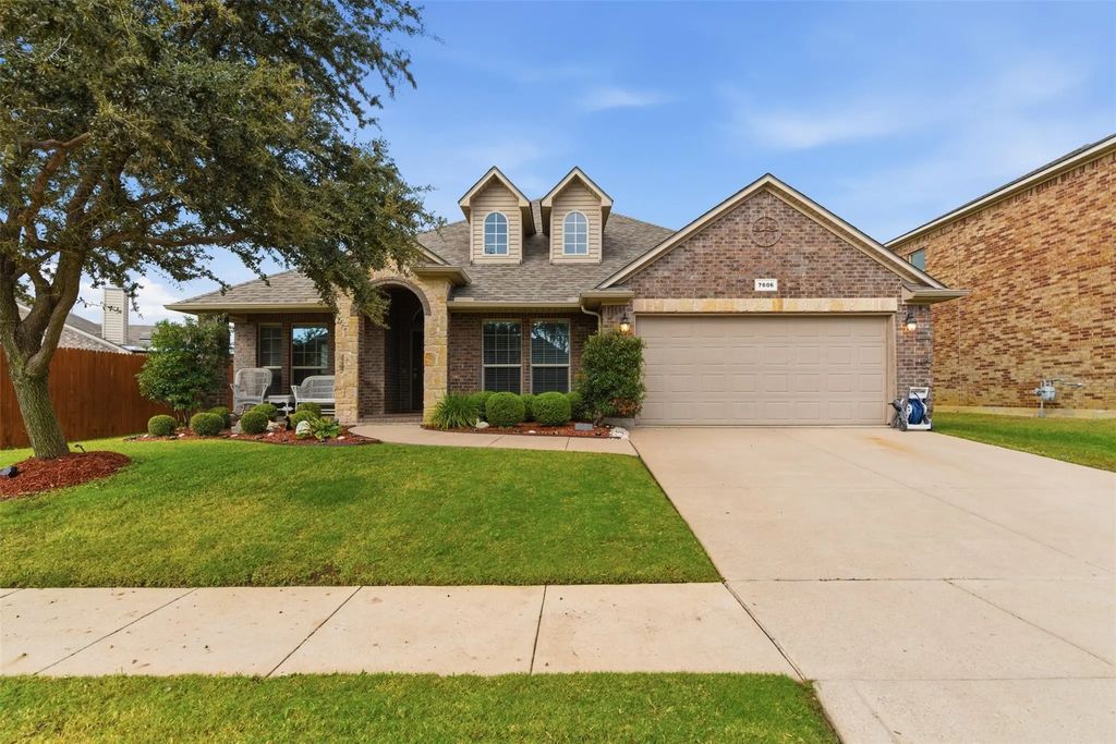7606 Red Stag Street, Arlington