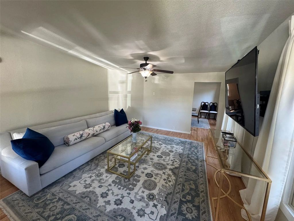 6034 Goliad Avenue, Dallas