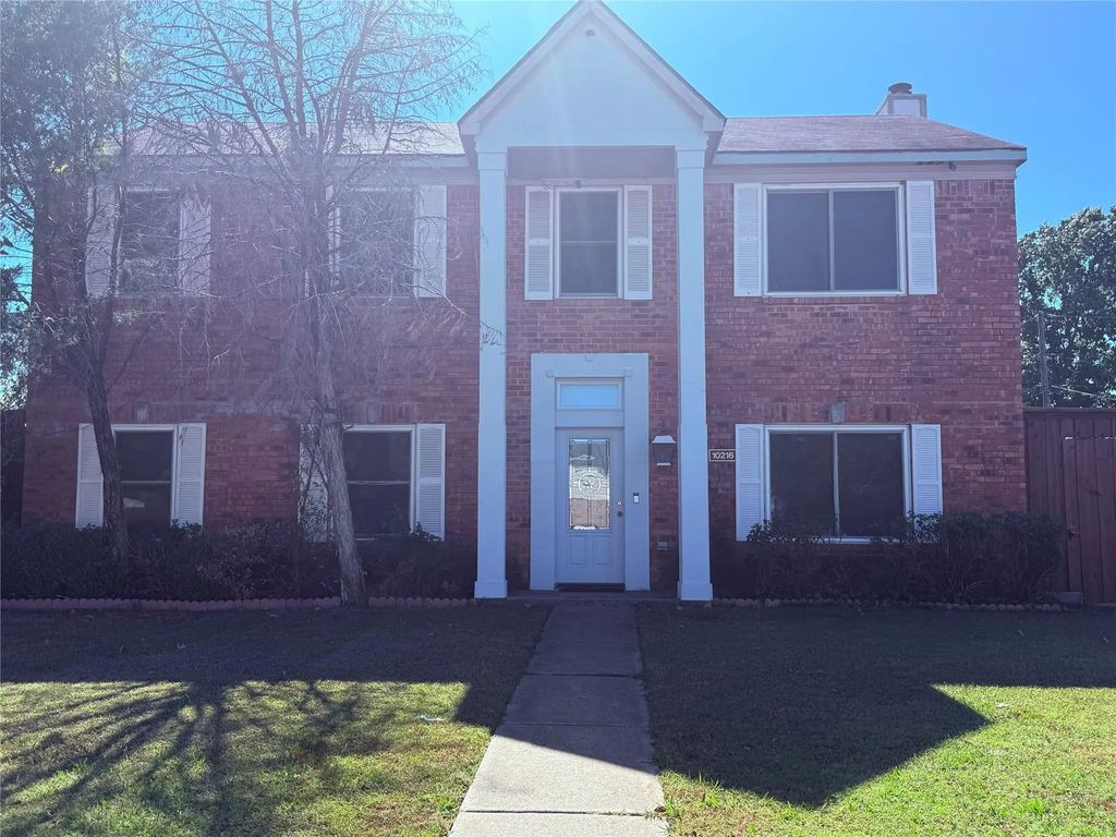 10216 Big Thicket Drive, Dallas