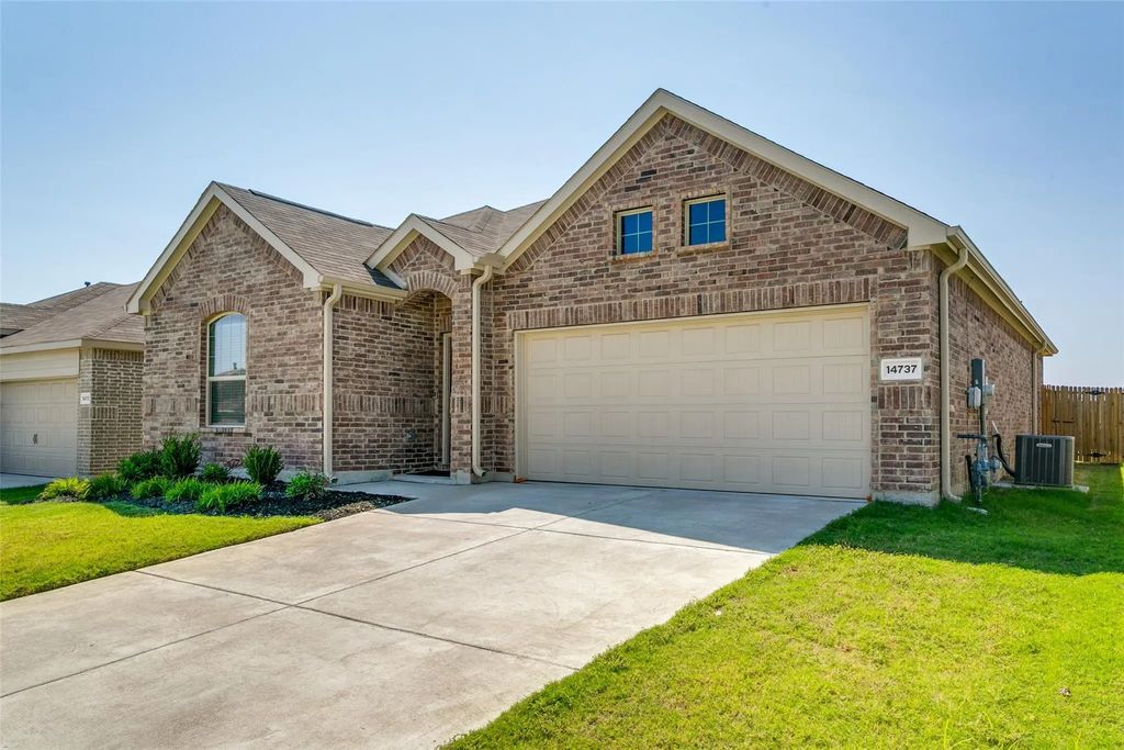 14737 Mainstay Way, Fort Worth