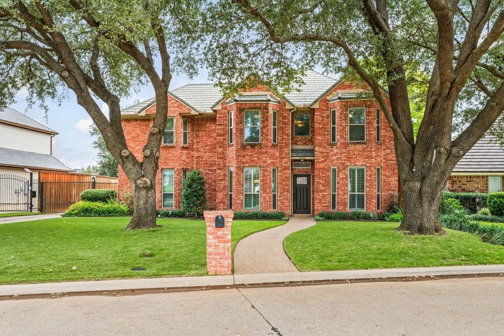 3228 Oakdale Drive, Hurst