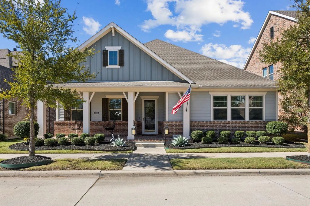 8905 Habersham Drive, Rowlett