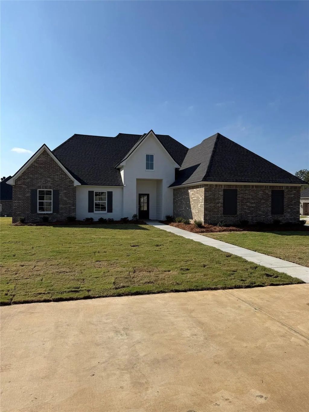 9504 Frenchmen, Shreveport