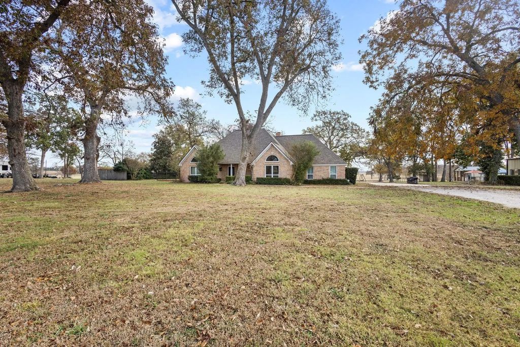 400 Pr 350, Honey Grove
