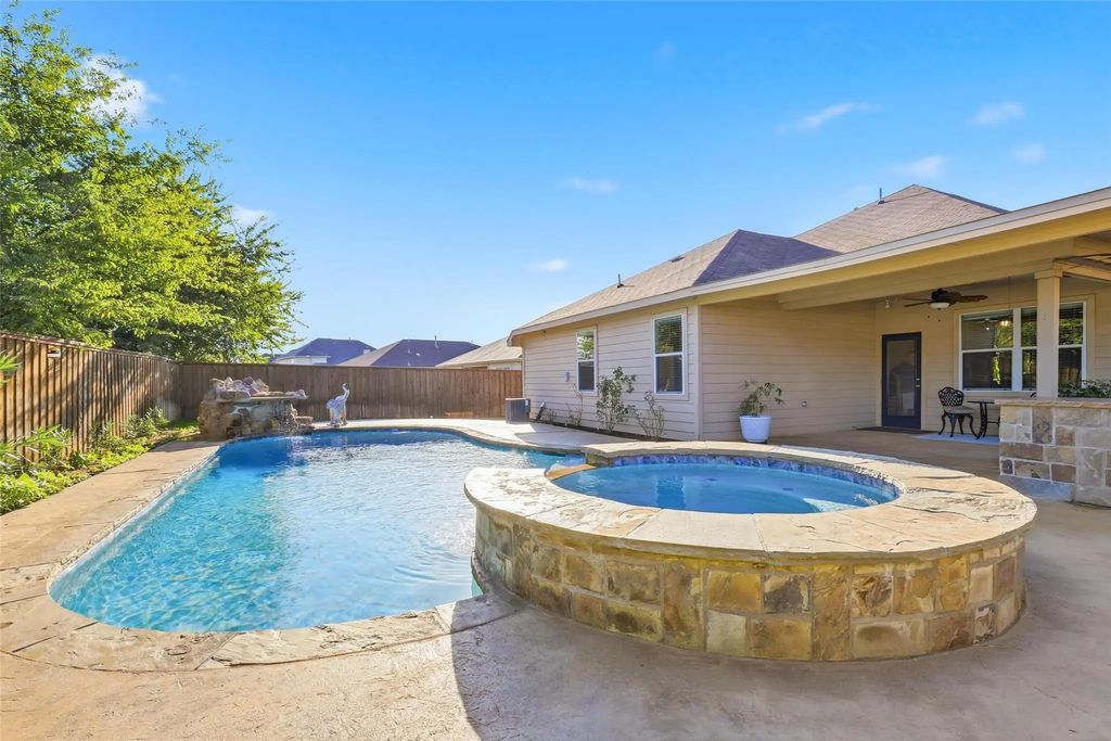 521 Bailer Drive, Crowley