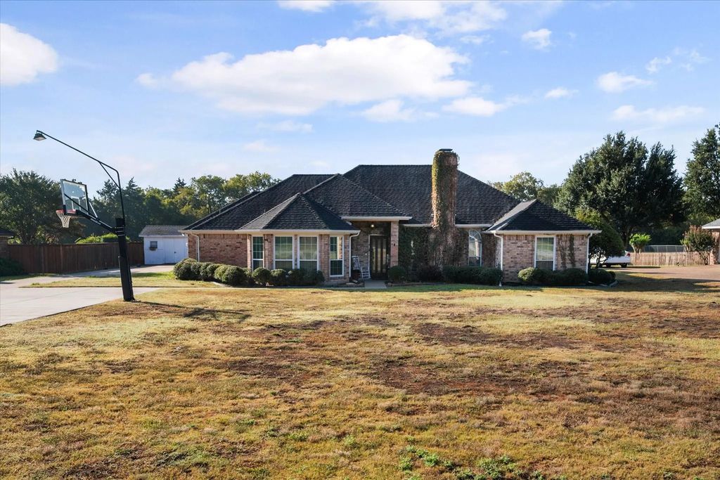 120 Suburban Drive, Ovilla