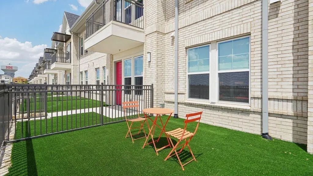 11361 American Elm Way 12103, Frisco