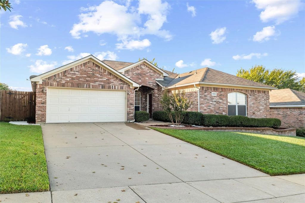 4908 Vaquero Drive, Arlington