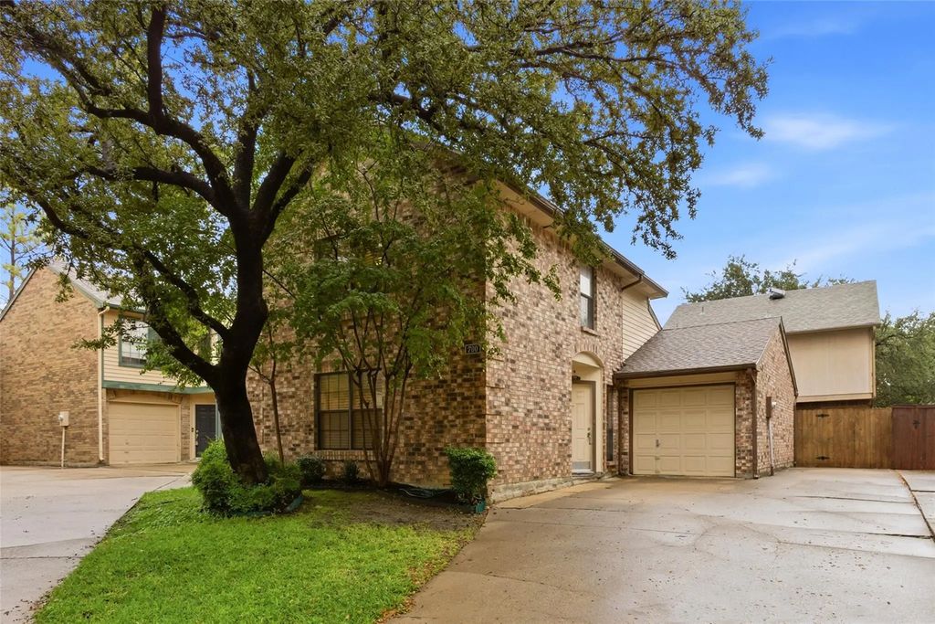 700 Canyon Side Way, Irving