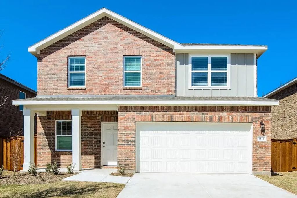 1811 Pueblo Street, Forney