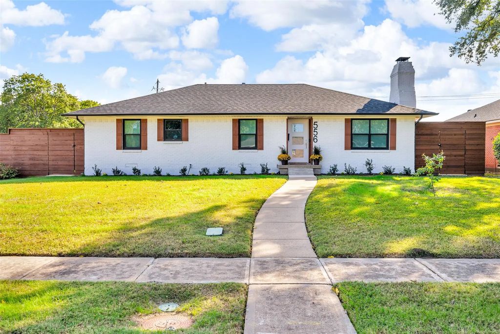 556 Summit Drive, Richardson