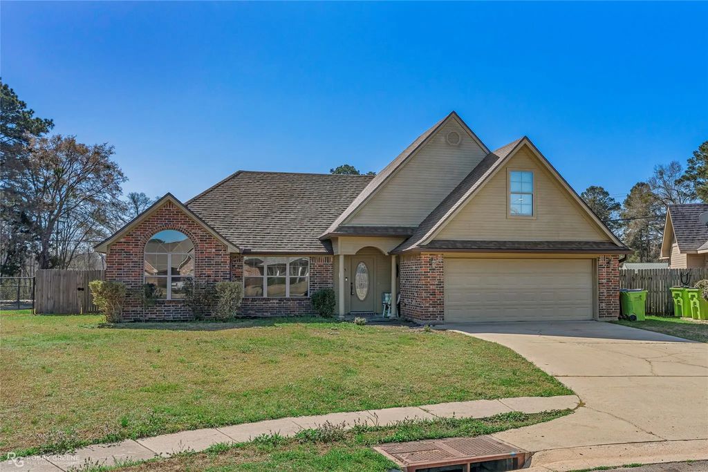 155 Lola Circle, Benton
