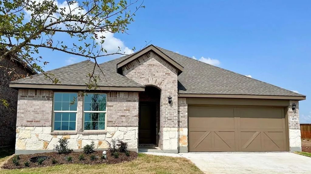 4028 Red Bluff Street, Celina