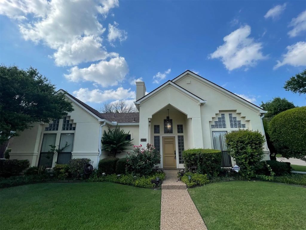 6039 Derek Trail, Dallas