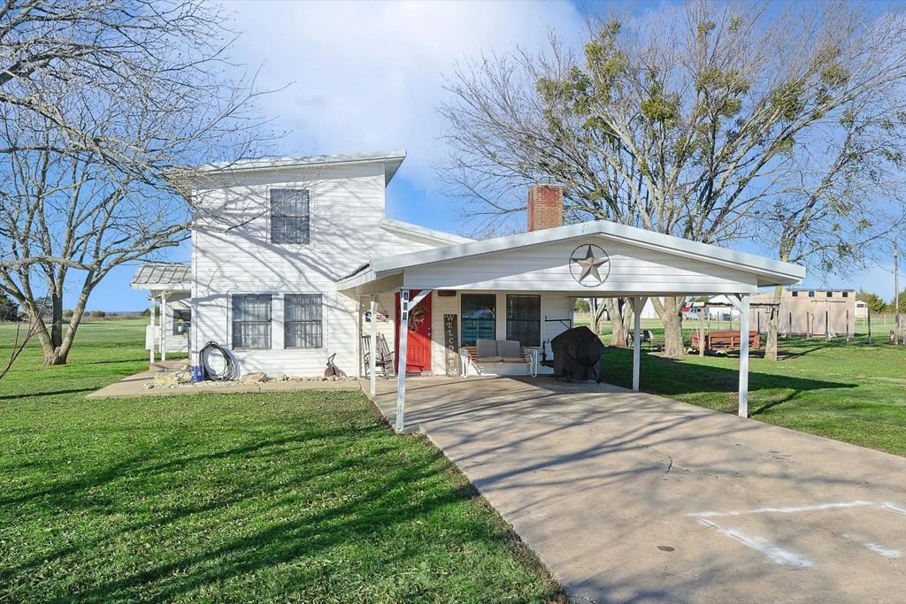 491 Emily Lane, Van Alstyne