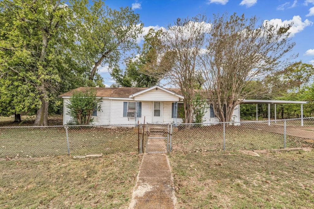 221 Horne Hill Road, Moody