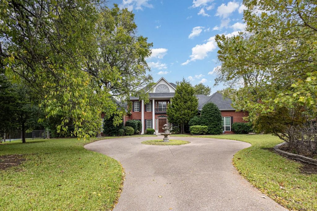 105 Woodlands Court, Ovilla