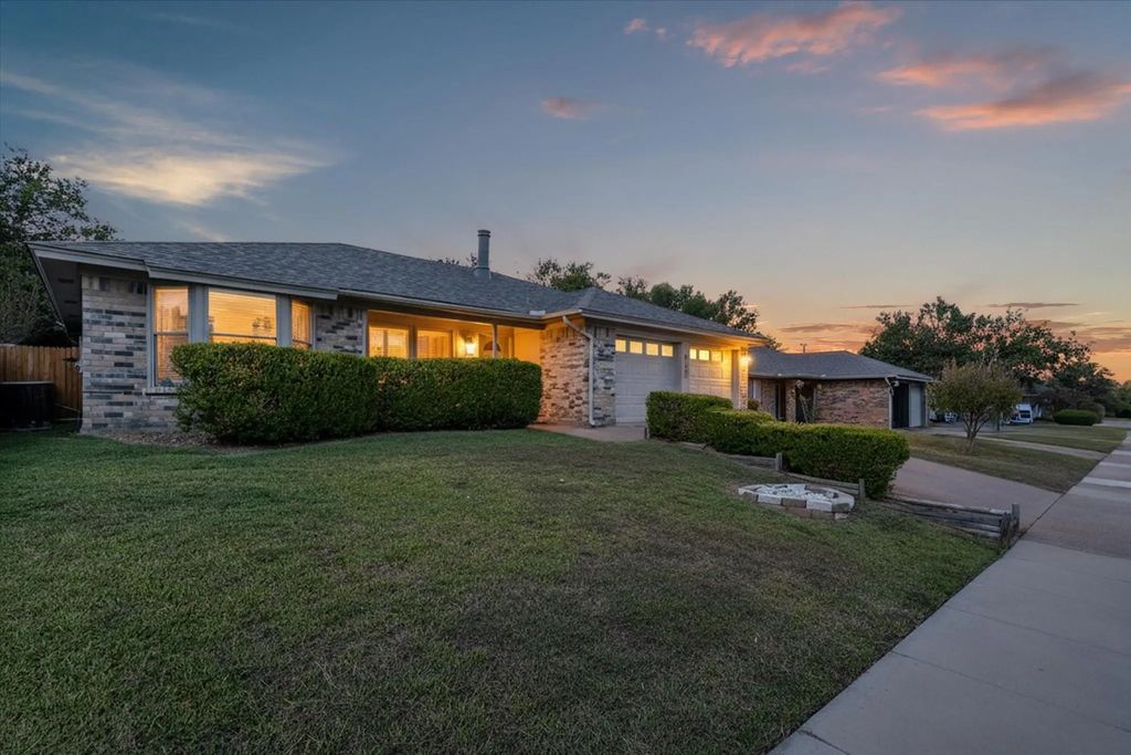 6621 Hughes Drive, Watauga