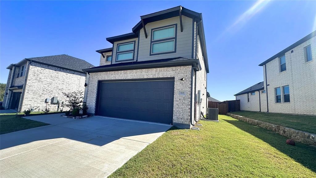 113 Huckleberry Road, Forney