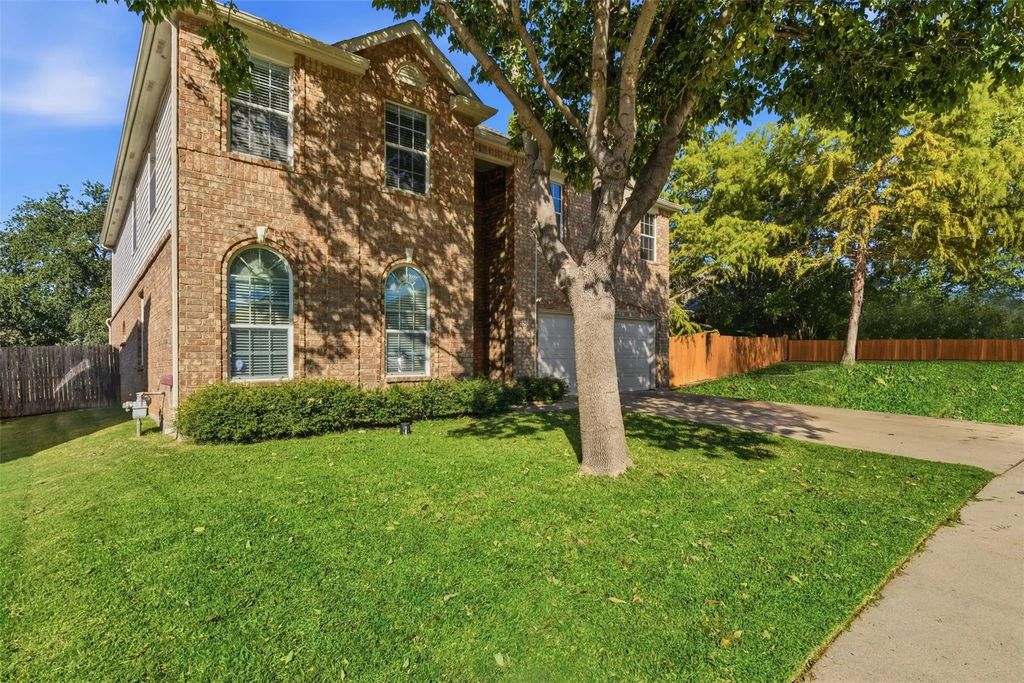 5325 Sonoma Drive, Fort Worth
