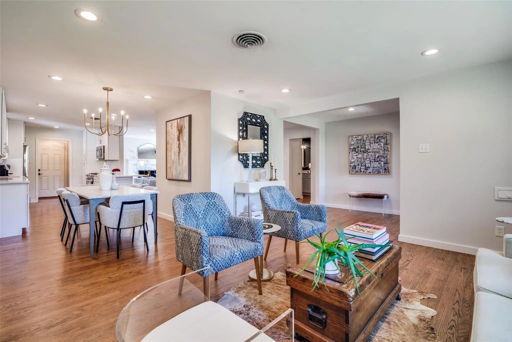 2352 Fenestra Drive, Dallas