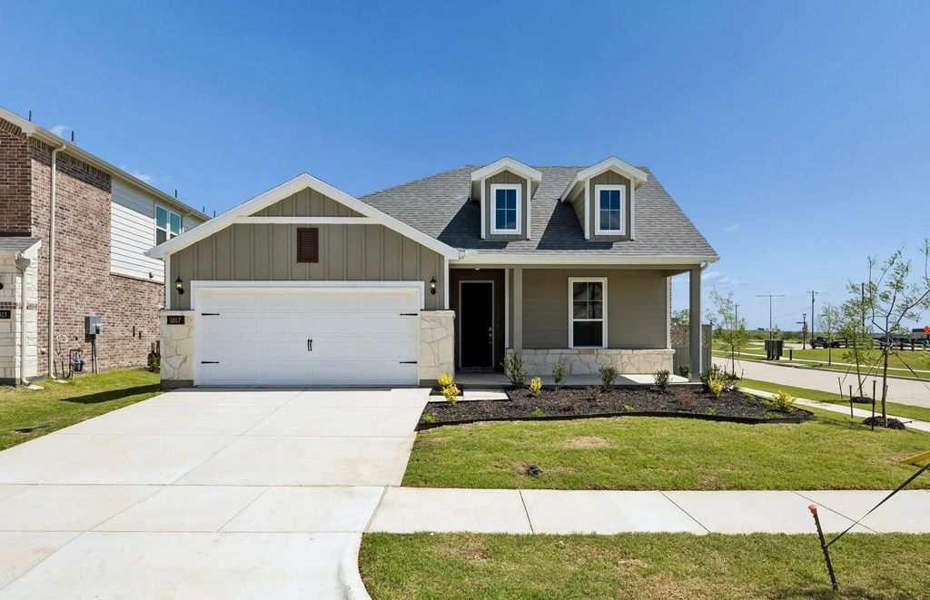 1817 Solstice Lane, Northlake