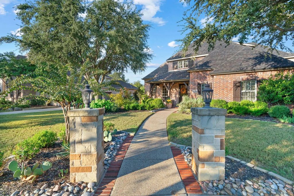 8331 Buffalo Drive, Lantana