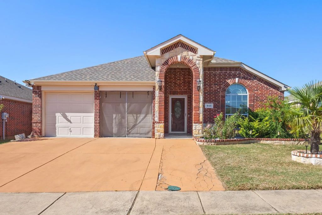 943 Furlong Drive, Grand Prairie