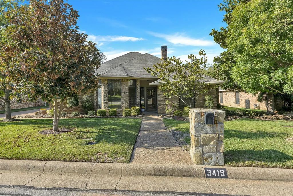 3419 Jerry Lane, Arlington