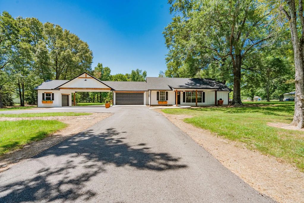 1917 County Road 1460, Quitman