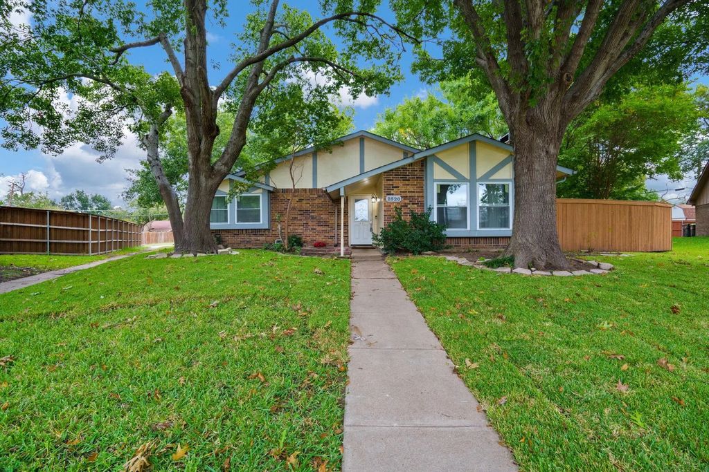 2520 Majestic Drive, Plano