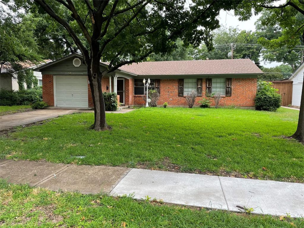108 Brookwood Drive, Richardson