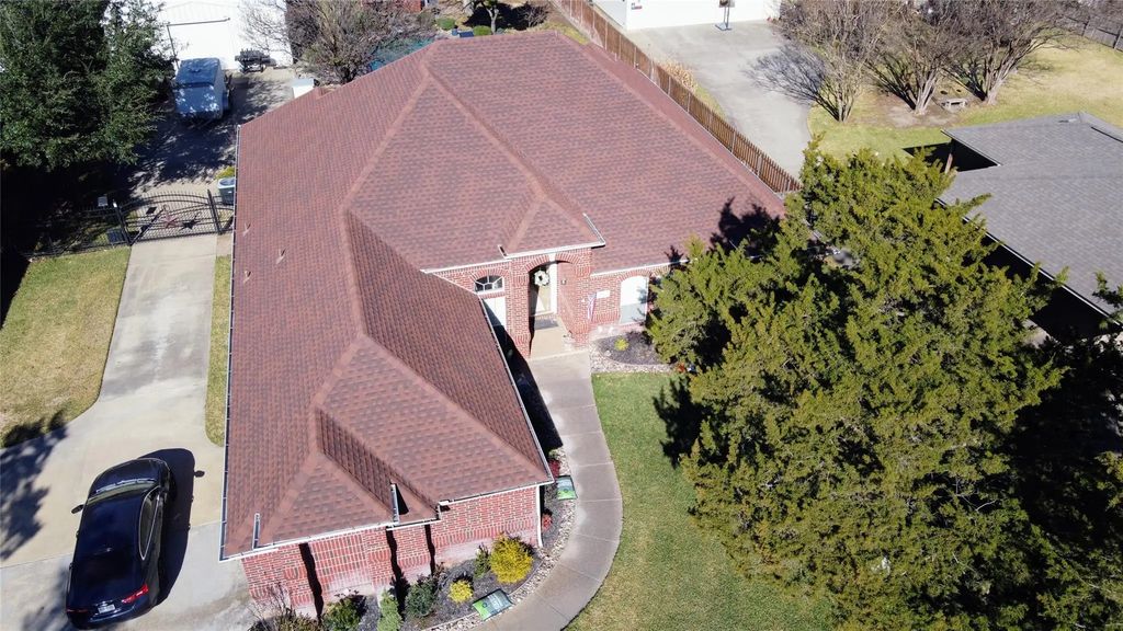 1006 Sandra Lane, Grand Prairie
