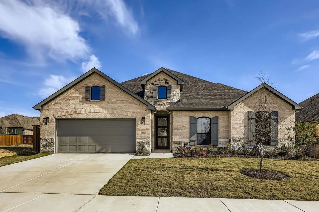 1805 Flowerfield Lane, Mansfield