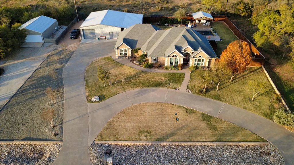 102 Coates Avenue, Tuscola