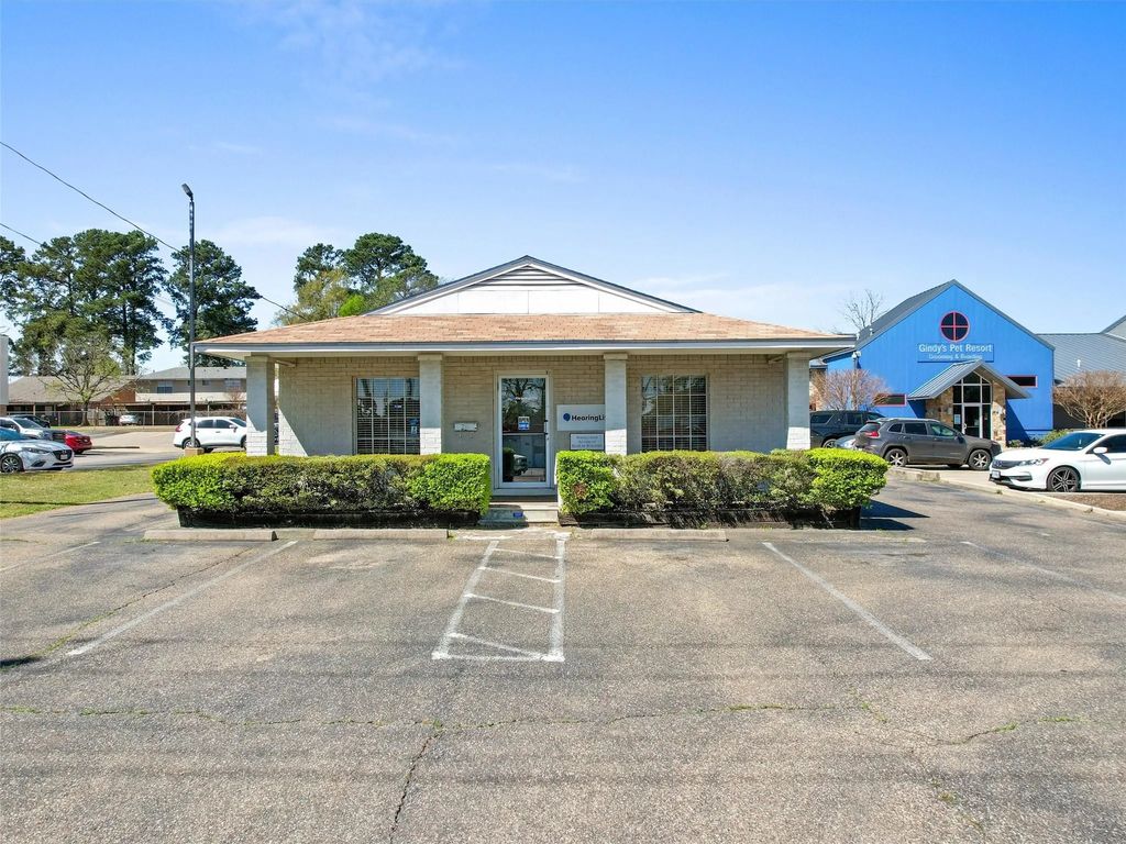 1609 Judson Road, Longview
