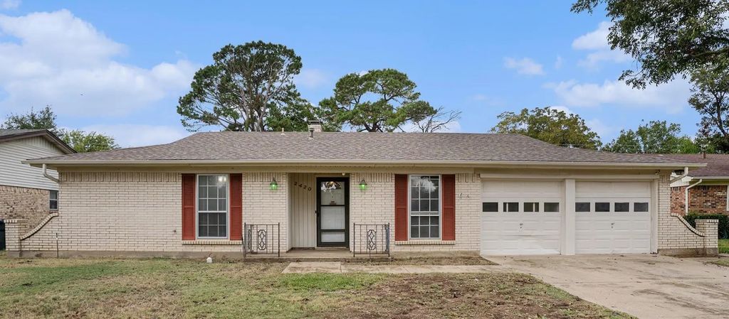 2420 Monterrey Street, Arlington