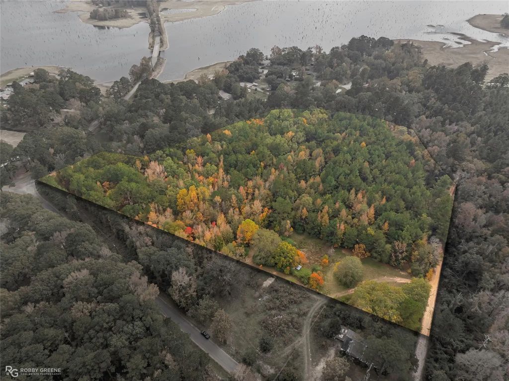 Lakefront Rd/mcglamery/piney Woods, Jamestown