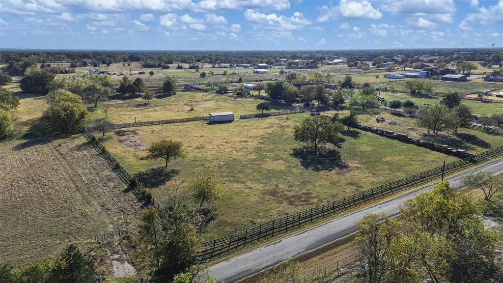 3955 County Road 2512 Drive, Royse City