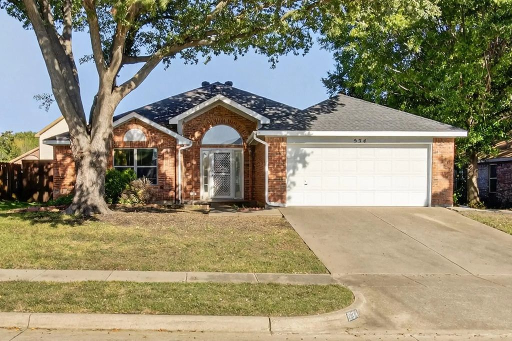 534 Lindly Street, Grand Prairie