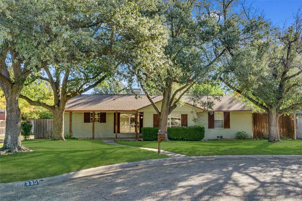330 N Brighton Avenue, Dallas