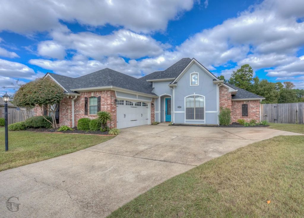 316 Peachwood Circle, Haughton