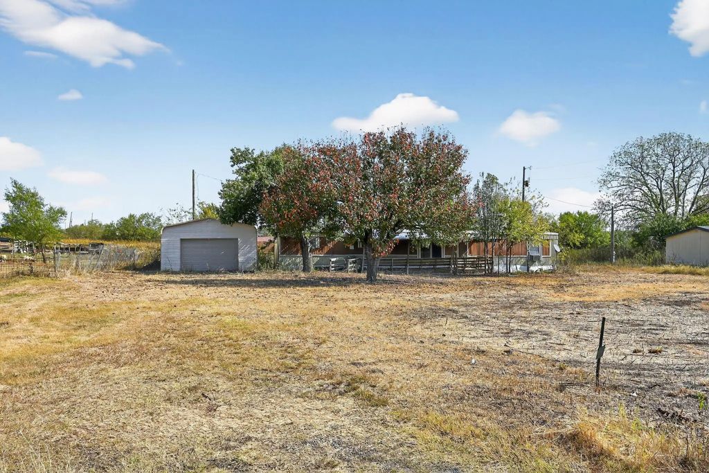 4504 Sunshine Lane, Alvarado