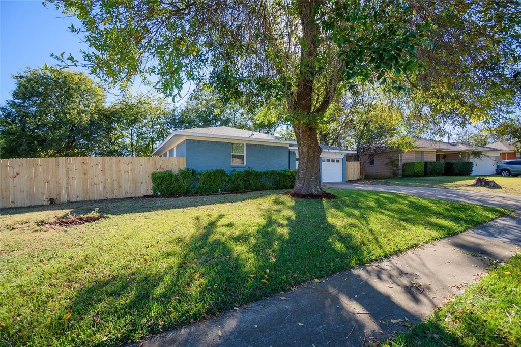 422 Allen Avenue, Duncanville