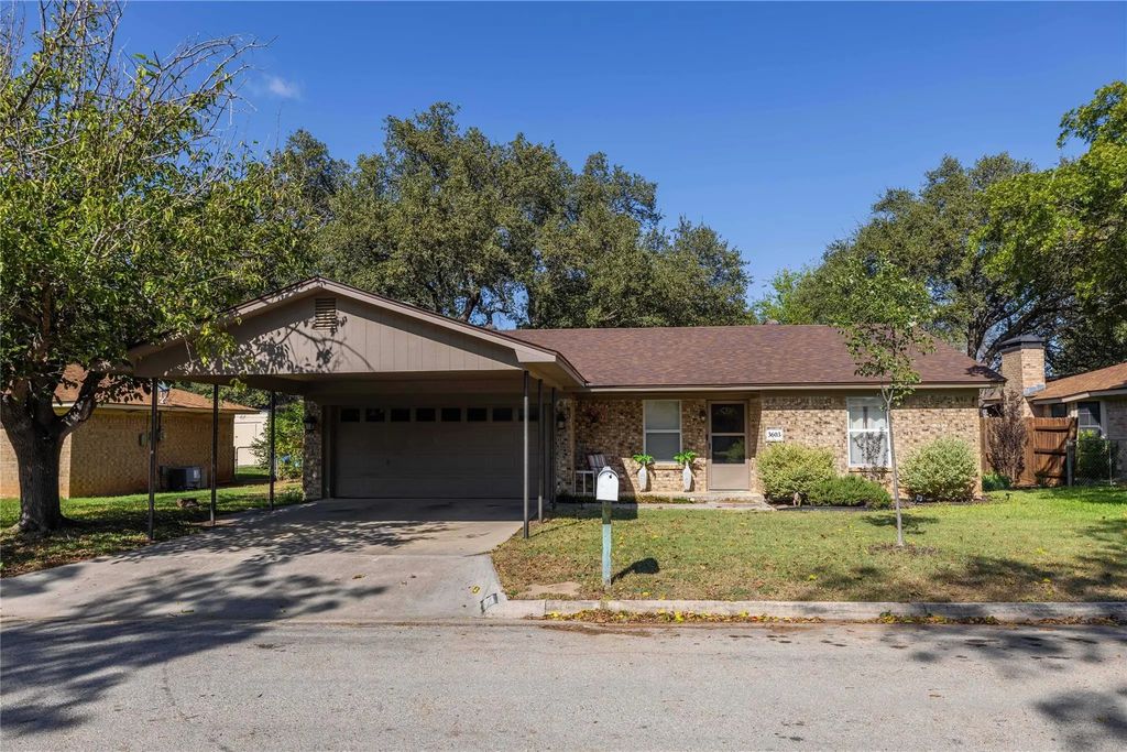 3603 Surrey Lane, Brownwood