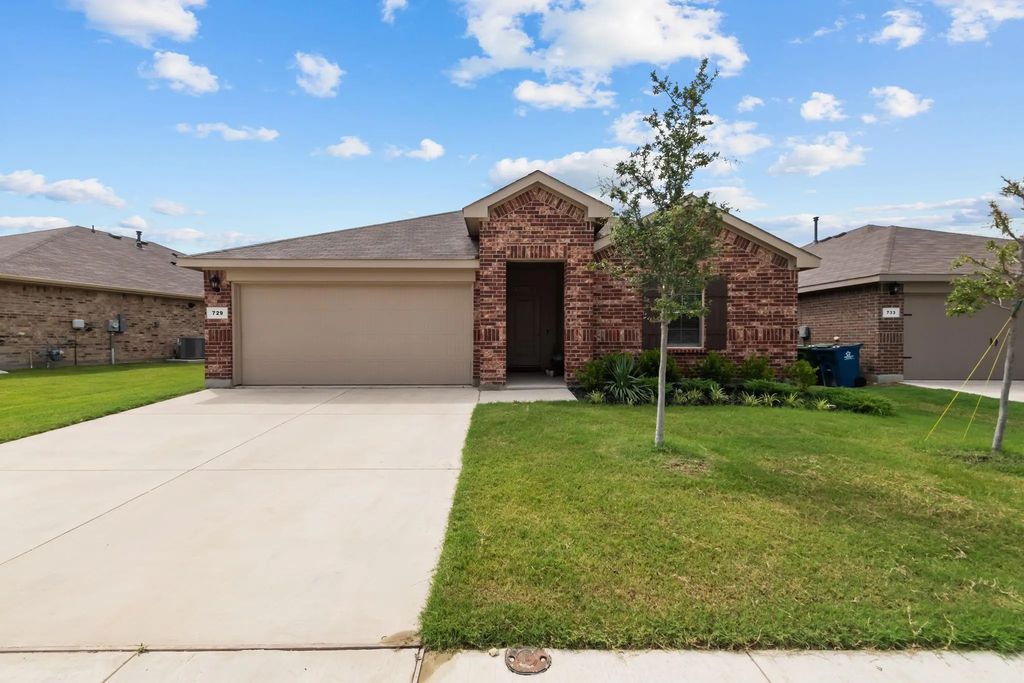 729 Emmons Creek Street, Justin