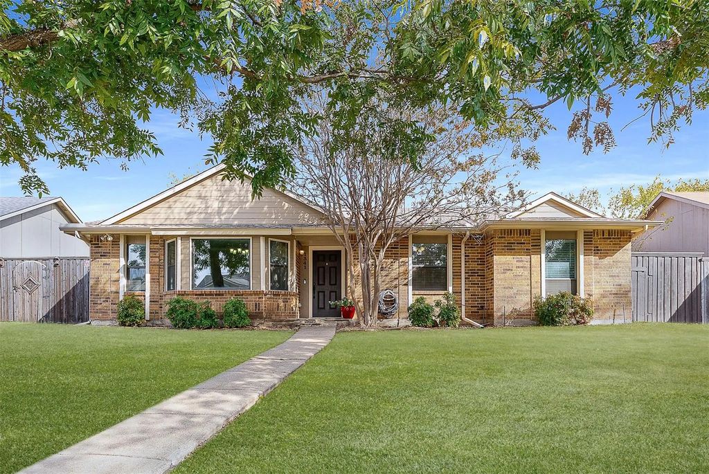 1341 Kesser Drive, Plano