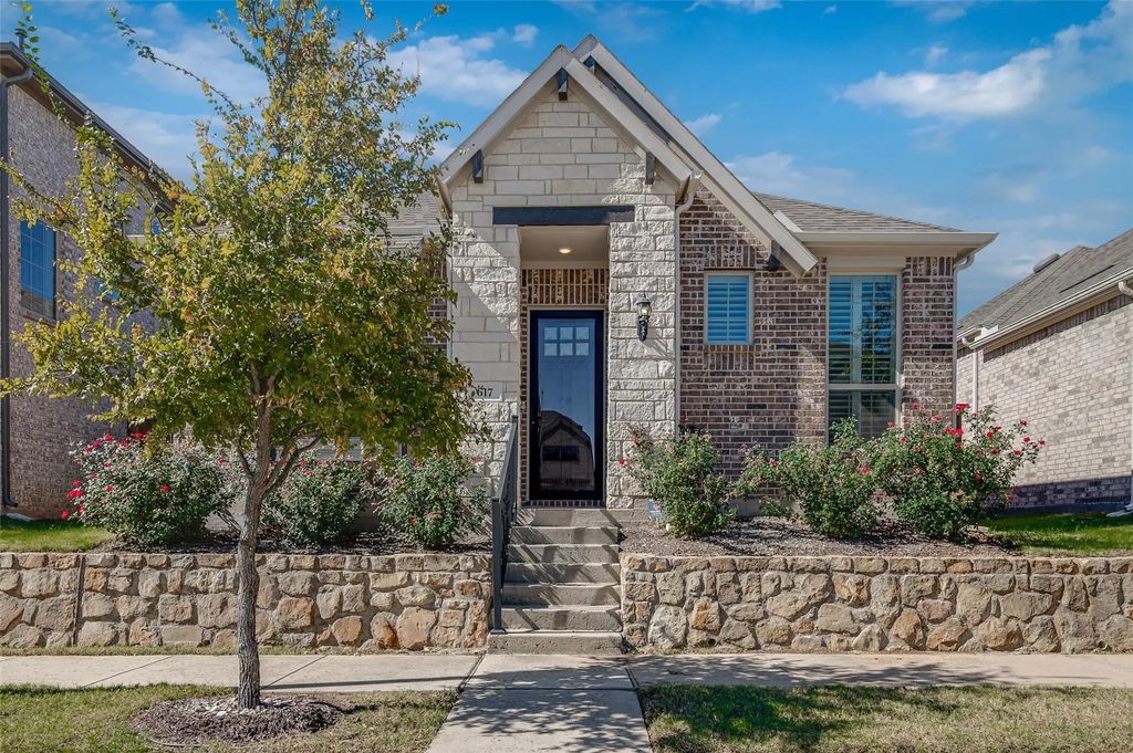 617 Artesian Drive, Argyle