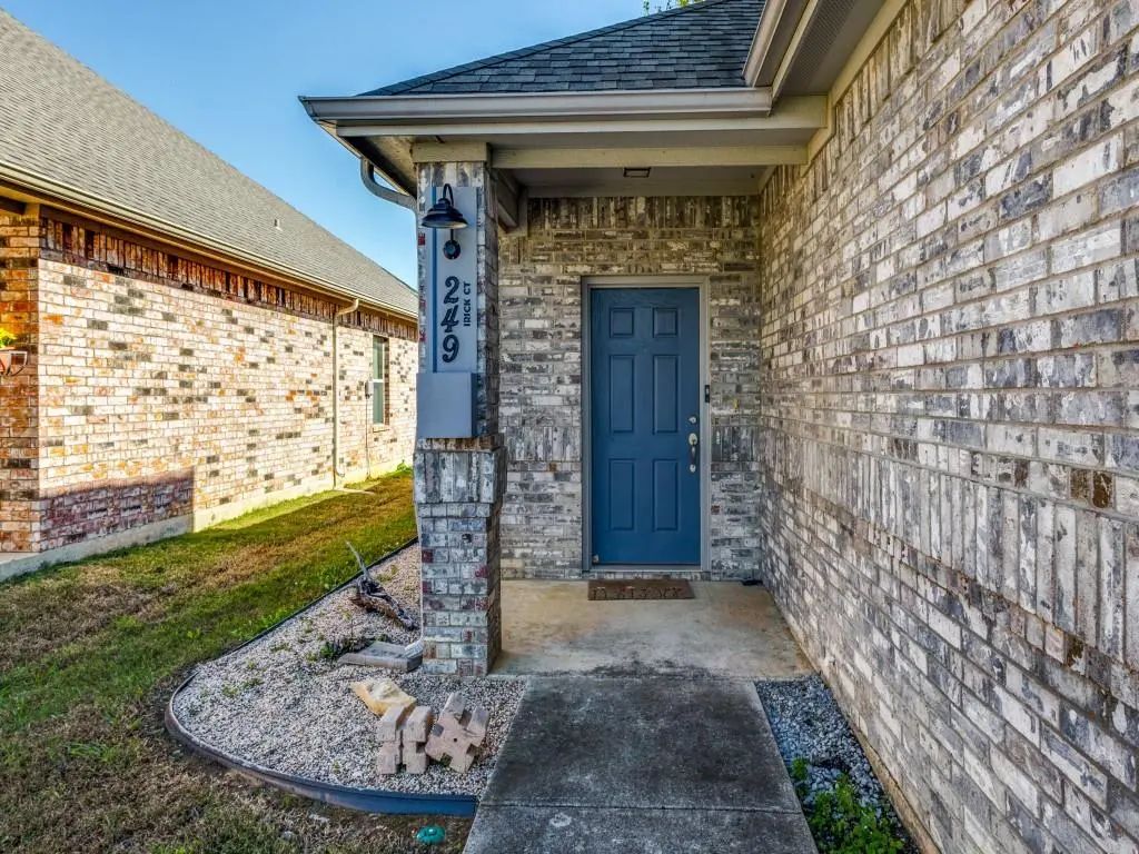 249 Irick Court A, Aubrey