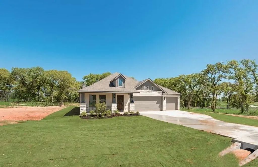 128 Loveta Lane, Boyd